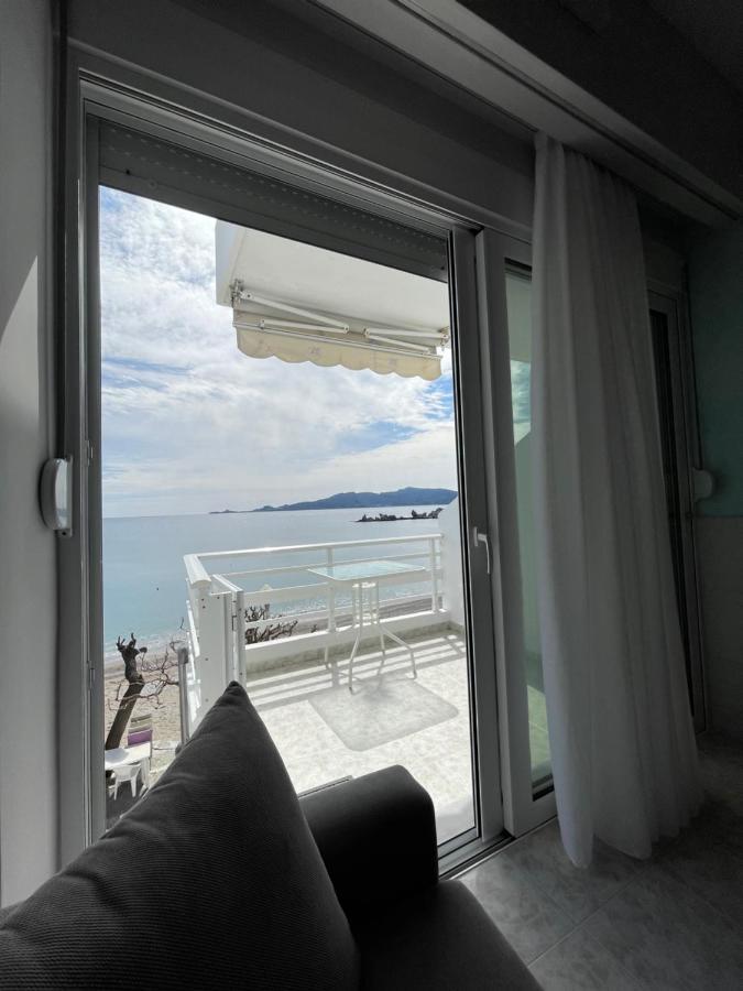 Skizenas Waterfront Apartments CCharaki Zewnętrze zdjęcie