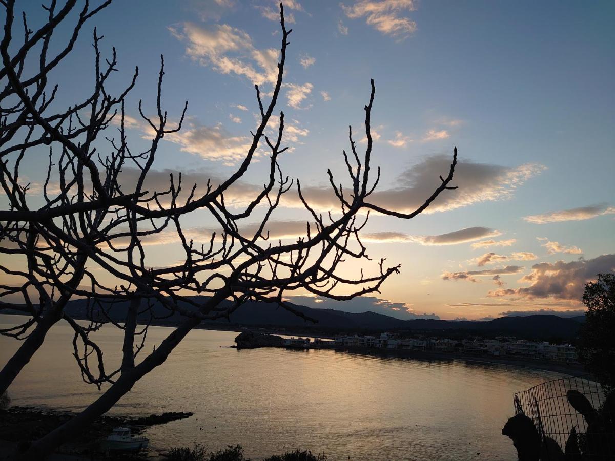 Skizenas Waterfront Apartments CCharaki Zewnętrze zdjęcie
